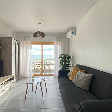 Quarteira Frente Praia II By Homeslow Rentals Exterior foto